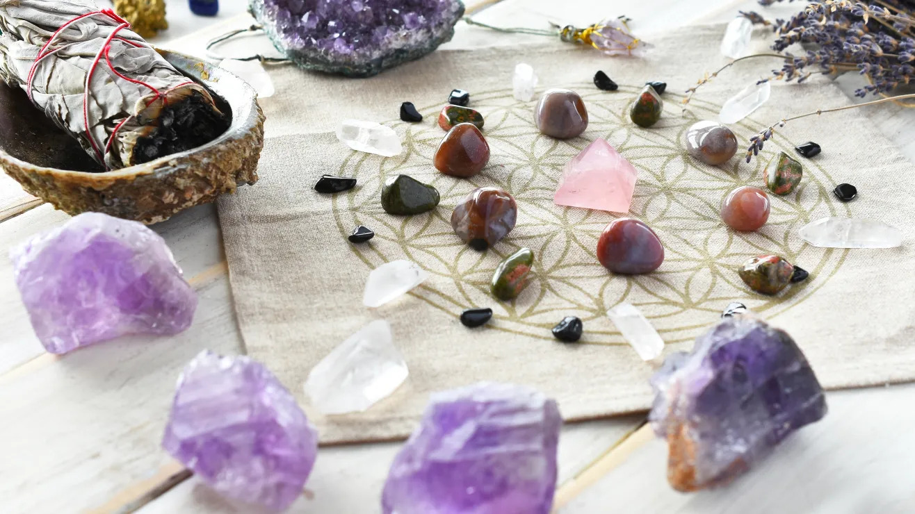 Free Yourself from Mercury Retrograde with These 5 Powerful Quartzes