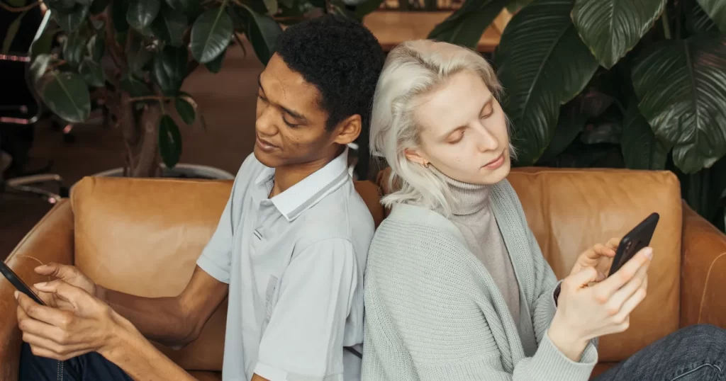 How to Get the Numerology of Your Cell Phone and Your Crush?